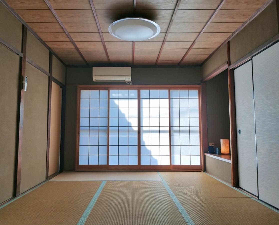 Retro Villa Fooga 昭和町屋貸切 風雅 Kinugasa Luaran gambar