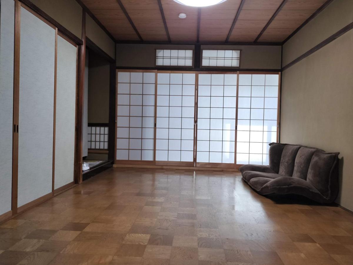 Retro Villa Fooga 昭和町屋貸切 風雅 Kinugasa Luaran gambar